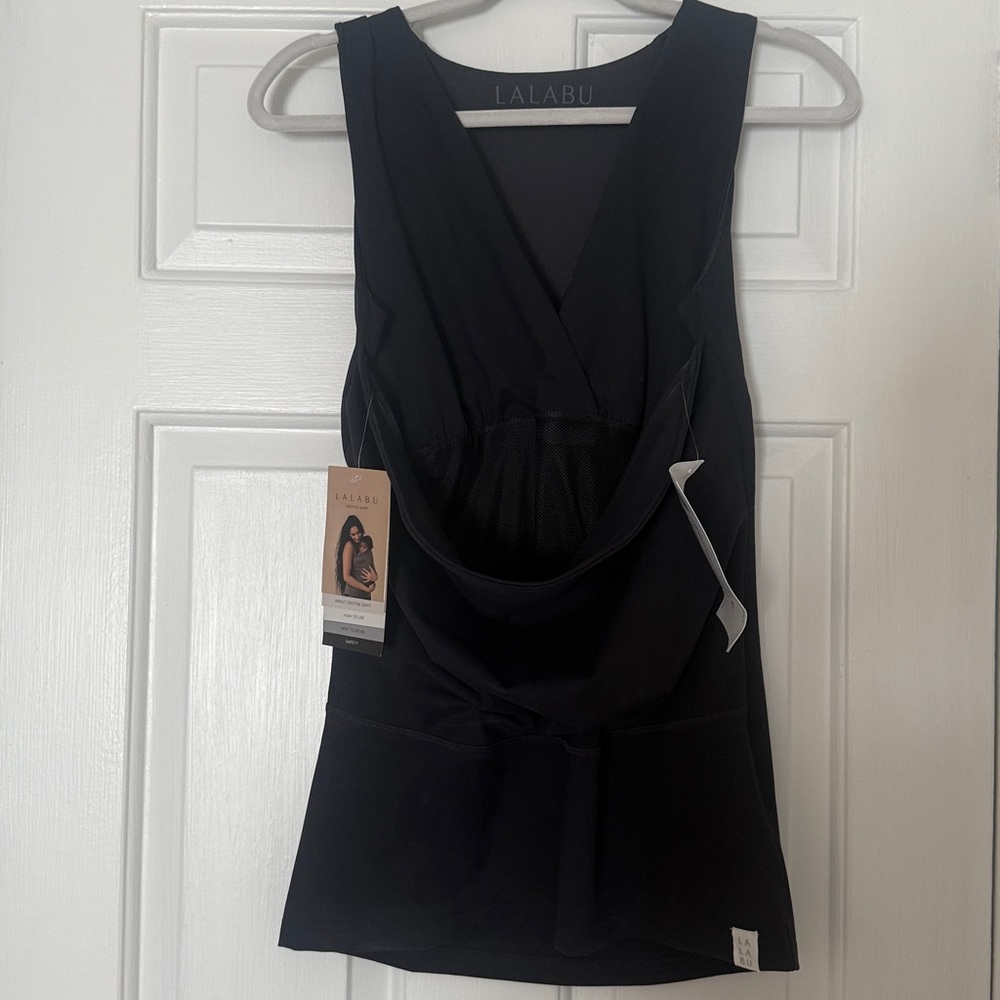 NWT Lalabu Soothe Sleeveless Top - Black  - Large
